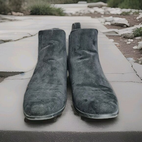 ASOS Design Men's Size 12 Chelsea 1/2 Boots Black Faux Suede - Picture 2 of 7